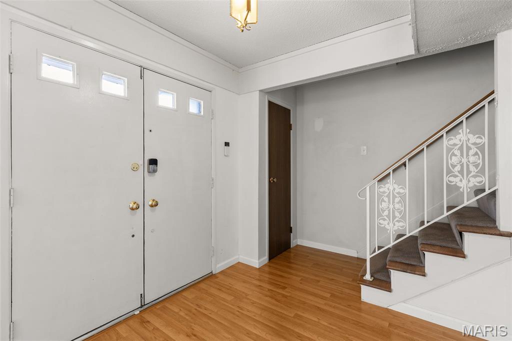 Chesterfield, Missouri 63141, United States, 3 Bedrooms Bedrooms, ,3 BathroomsBathrooms,Residential,Coming Soon,231127