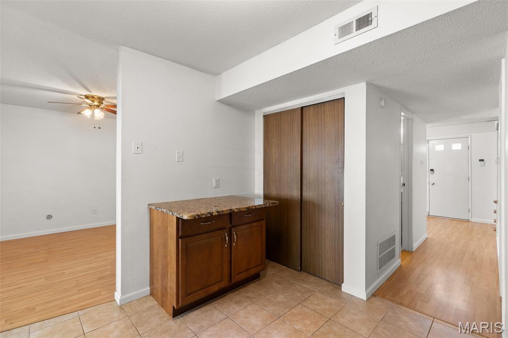 Chesterfield, Missouri 63141, United States, 3 Bedrooms Bedrooms, ,3 BathroomsBathrooms,Residential,Coming Soon,231127