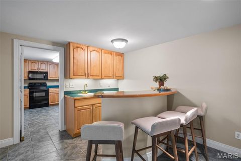 Tiny photo for 17702 Horse Creek Court, Chesterfield, MO 63005 (MLS # 26009676)