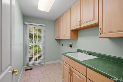 Tiny photo for 17702 Horse Creek Court, Chesterfield, MO 63005 (MLS # 26009676)