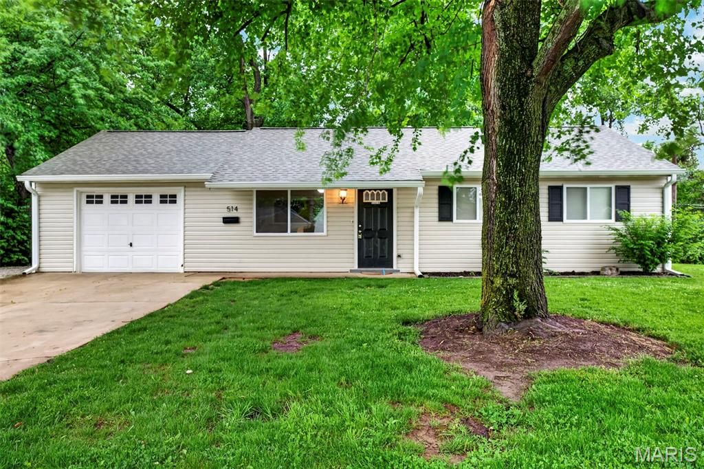 Photo of 514 Eggering Drive, OFallon, MO 63366 (MLS # 26026734)