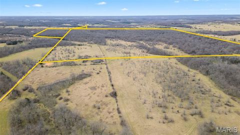Tiny photo for 181 Bennett Road, Stoutland, MO 65567 (MLS # 26018799)