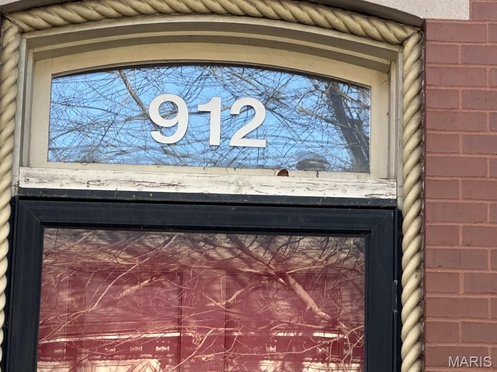 Photo of 912 Rutger Street, St Louis, MO 63104 (MLS # 26003460)