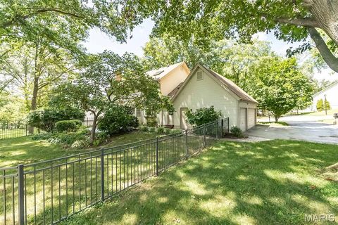 Tiny photo for 384 Greentrails Drive, Chesterfield, MO 63017 (MLS # 26001721)