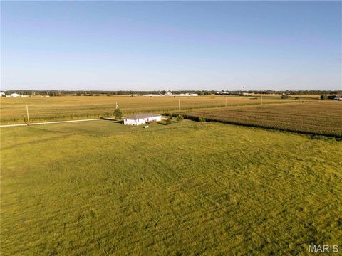 Tiny photo for 14075 Pike 45, Bowling Green, MO 63334 (MLS # 25059625)