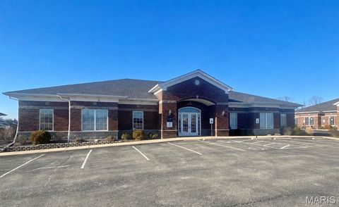 Photo of 6702 Keaton Corporate Parkway, OFallon, MO 63368 (MLS # 26030923)