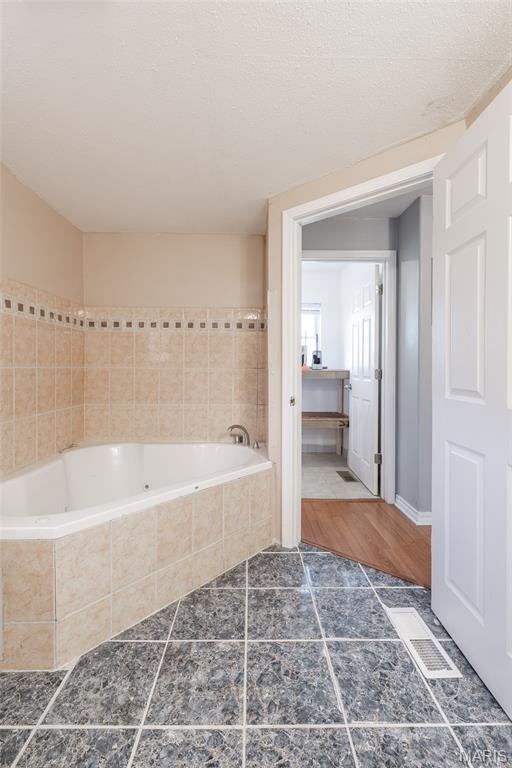 Elsa A Naert - Residential