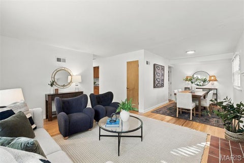Tiny photo for 713 Huntwood Lane, Kirkwood, MO 63122 (MLS # 26064964)