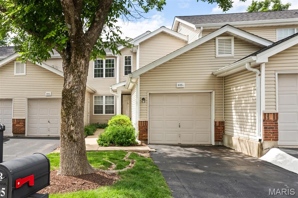 Woodside Trails Condominum Twenty-Third - Residential