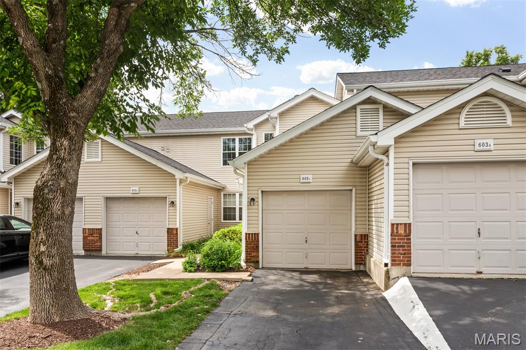 Woodside Trails Condominum Twenty-Third - Residential