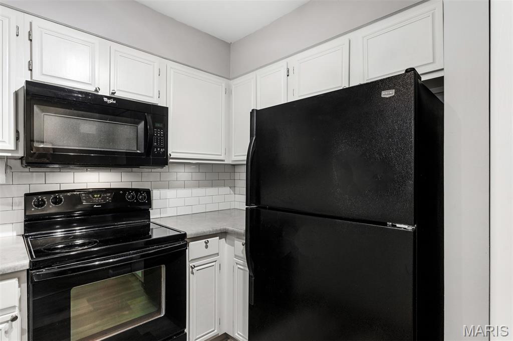 Woodside Trails Condominum Twenty-Third - Residential