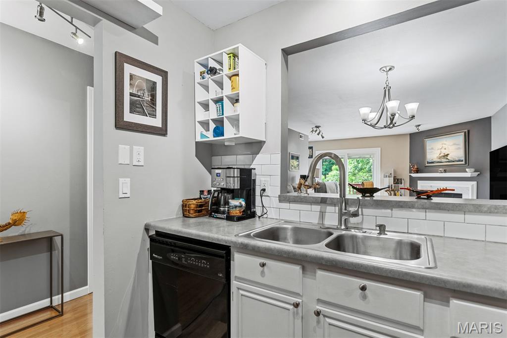 Woodside Trails Condominum Twenty-Third - Residential