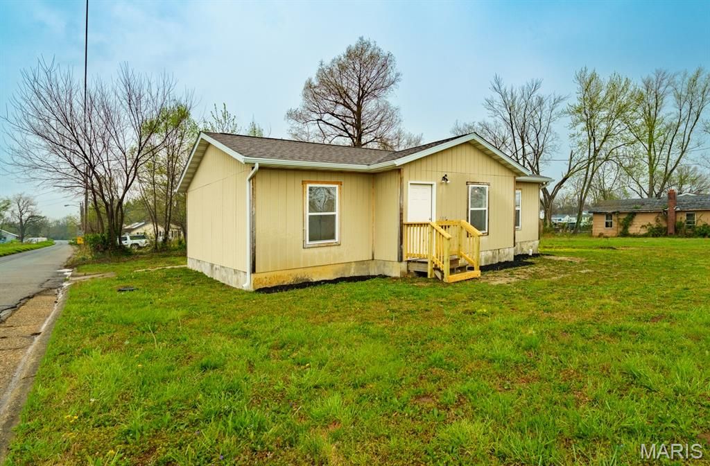 Photo of 709 S Carty Street, Salem, MO 65560 (MLS # 26018033)