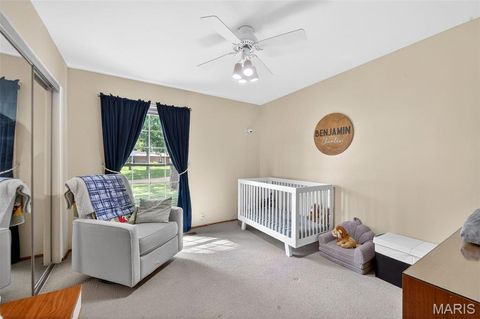 Tiny photo for 404 Oakmont Circle, Ballwin, MO 63011 (MLS # 26030788)