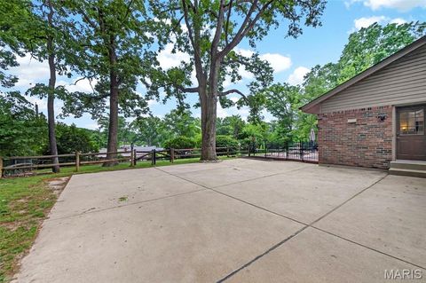 Tiny photo for 404 Oakmont Circle, Ballwin, MO 63011 (MLS # 26030788)