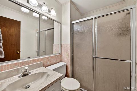 Tiny photo for 404 Oakmont Circle, Ballwin, MO 63011 (MLS # 26030788)