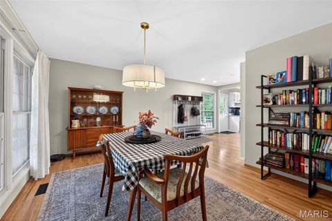 Tiny photo for 404 Oakmont Circle, Ballwin, MO 63011 (MLS # 26030788)