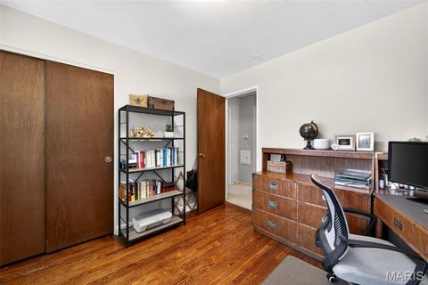 Tiny photo for 404 Oakmont Circle, Ballwin, MO 63011 (MLS # 26030788)
