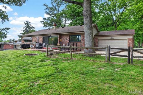 Tiny photo for 404 Oakmont Circle, Ballwin, MO 63011 (MLS # 26030788)