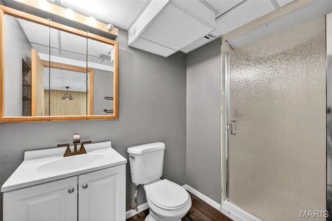 Tiny photo for 404 Oakmont Circle, Ballwin, MO 63011 (MLS # 26030788)