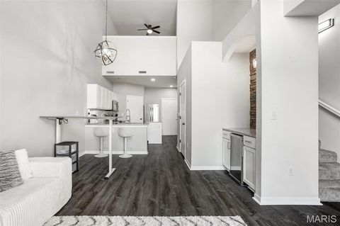 Tiny photo for 200 S Kirkwood Road #317, Kirkwood, MO 63122 (MLS # 26006439)