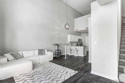 Tiny photo for 200 S Kirkwood Road #317, Kirkwood, MO 63122 (MLS # 26006439)