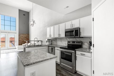 Tiny photo for 200 S Kirkwood Road #317, Kirkwood, MO 63122 (MLS # 26006439)