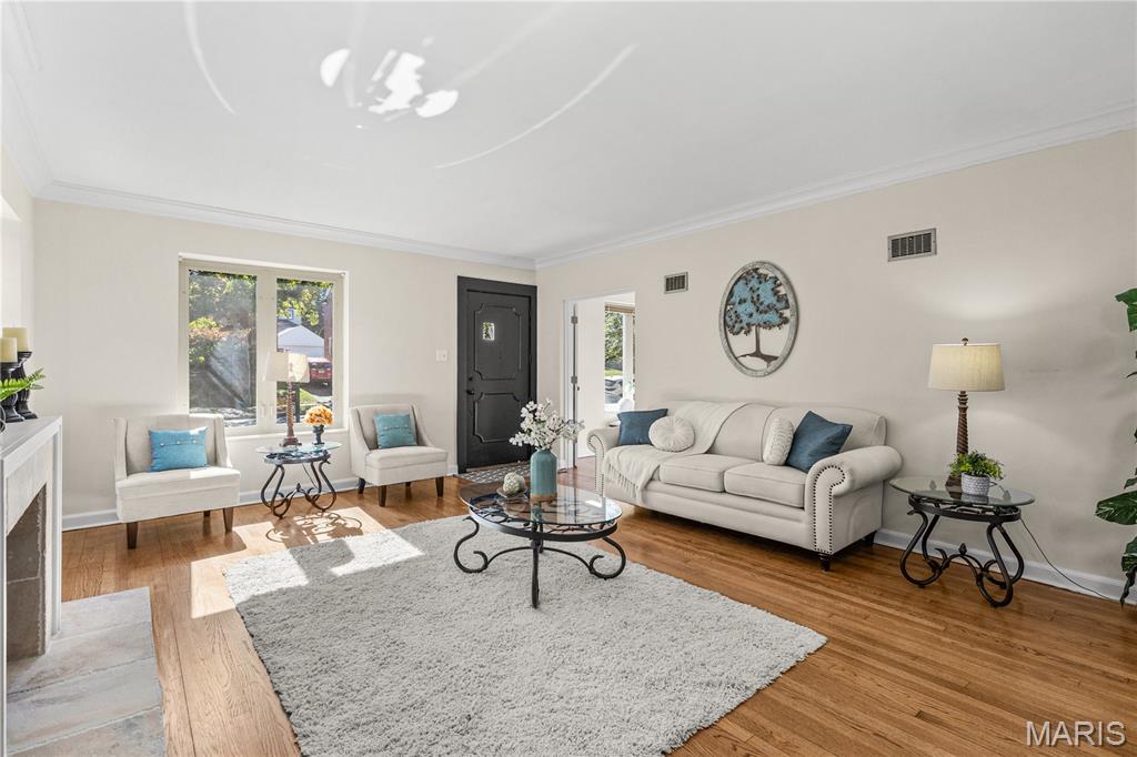 7823 Stanford Avenue