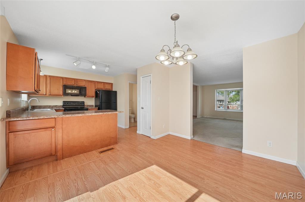 Queen Anne Condo - Residential