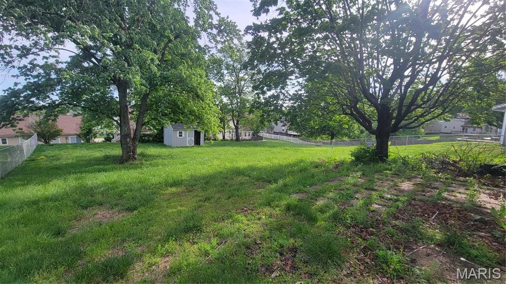 Photo of 2811 Vineyard Drive, Arnold, MO 63010 (MLS # 26024971)