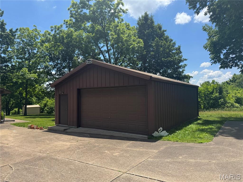 2540 S Highway 94