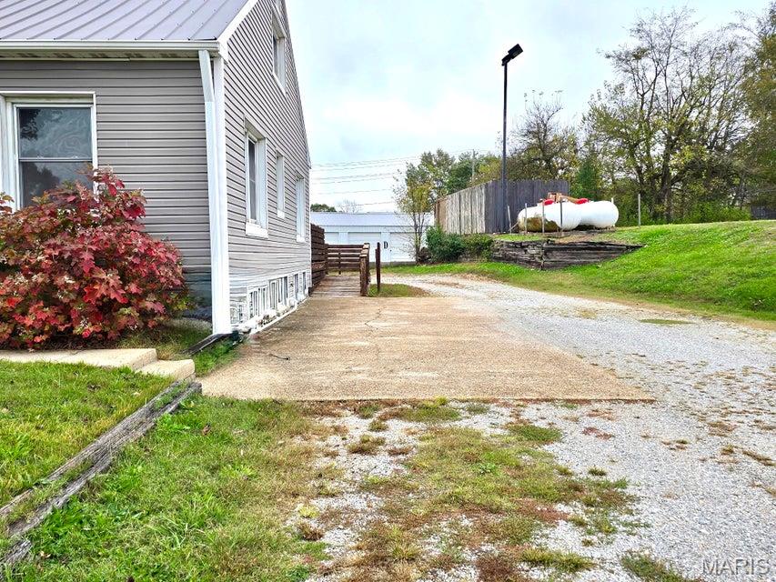 n/a - Commercial Sale