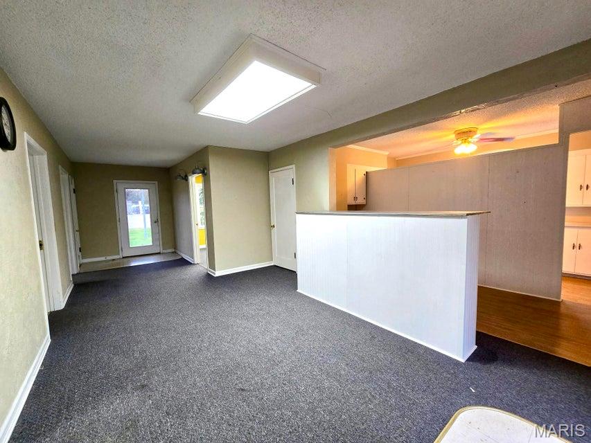 n/a - Commercial Sale