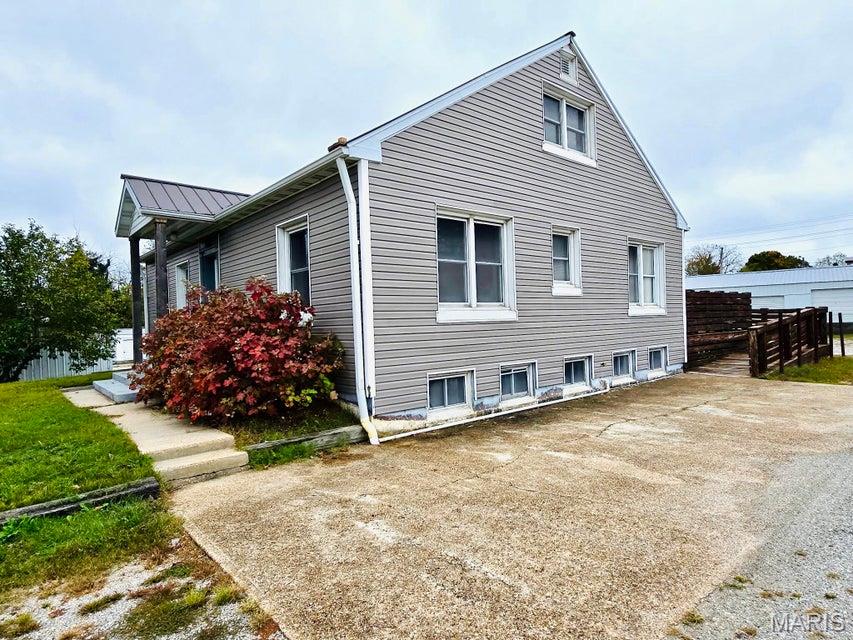 n/a - Commercial Sale