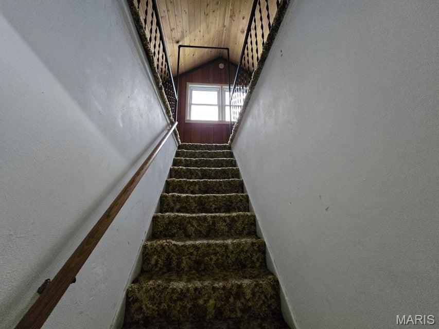 n/a - Commercial Sale