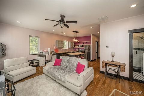 Tiny photo for 604 Glyn Cagny Road, Ballwin, MO 63021 (MLS # 26022890)