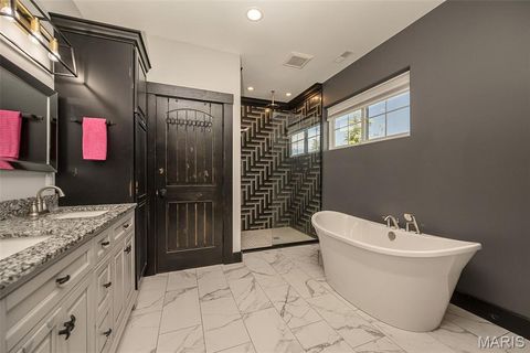 Tiny photo for 604 Glyn Cagny Road, Ballwin, MO 63021 (MLS # 26022890)