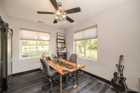 Tiny photo for 604 Glyn Cagny Road, Ballwin, MO 63021 (MLS # 26022890)