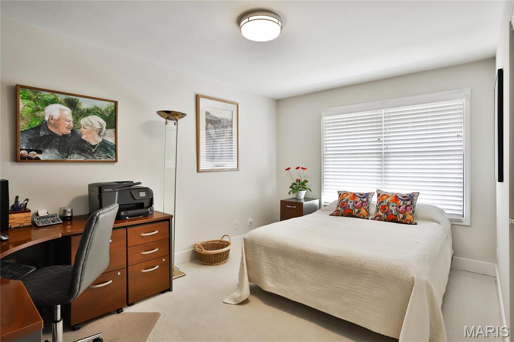 Creve Coeur, Missouri 63141, United States, 3 Bedrooms Bedrooms, ,2 BathroomsBathrooms,Residential,Active,181995