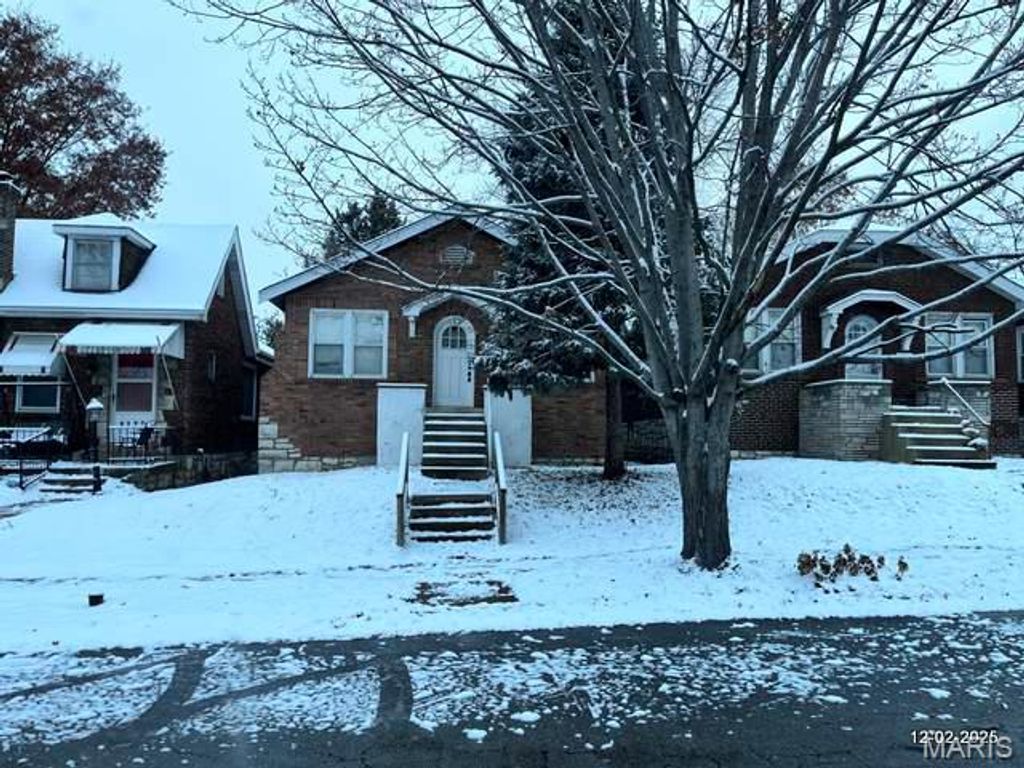 Photo of 6135 Idaho Avenue, St Louis, MO 63111 (MLS # 25079642)