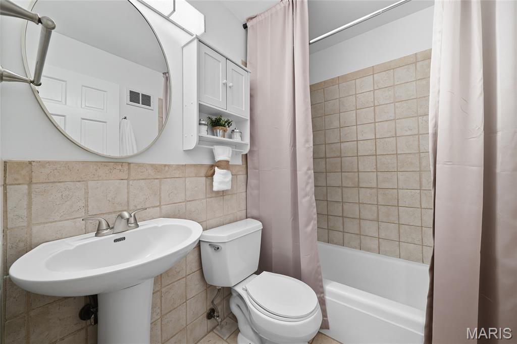 Westglen Woods 3 - Residential