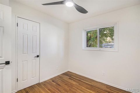 Tiny photo for 274 Dashwood Drive, Ferguson, MO 63135 (MLS # 25074618)