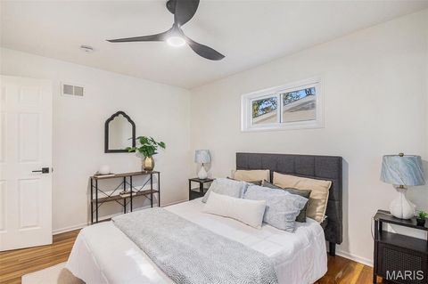 Tiny photo for 274 Dashwood Drive, Ferguson, MO 63135 (MLS # 25074618)