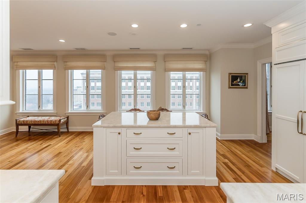 Plaza In Clayton A The Condo - Residential