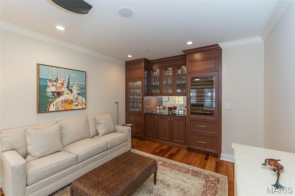 Plaza In Clayton A The Condo - Residential