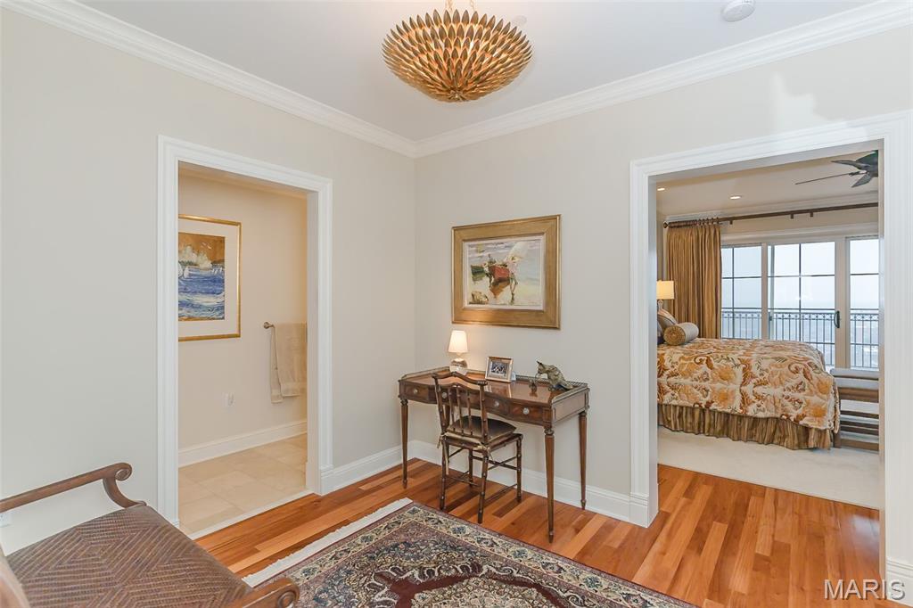 Plaza In Clayton A The Condo - Residential