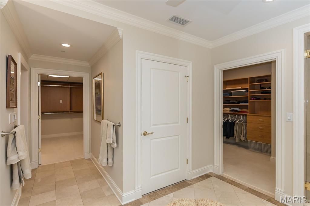 Plaza In Clayton A The Condo - Residential