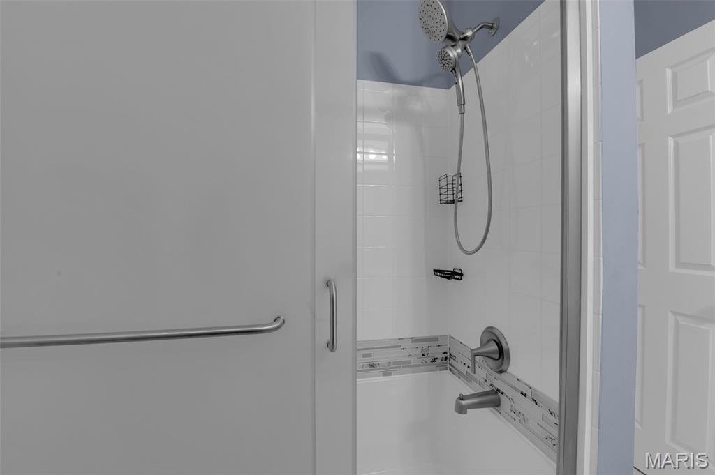 Hickory Manor Village B - Residential