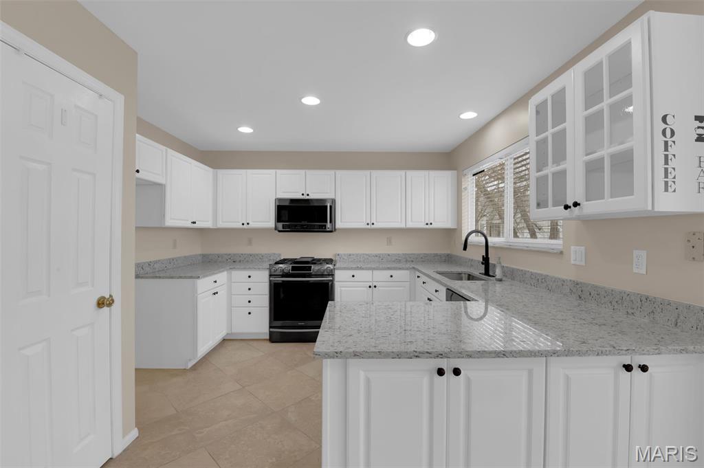 Hickory Manor Village B - Residential