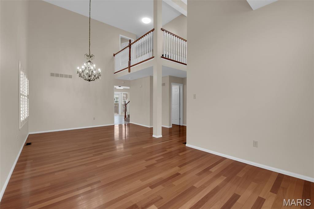 32 Hickory Valley Court